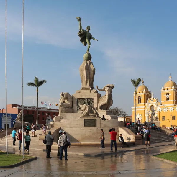 Plaza de Armas de Trujillo